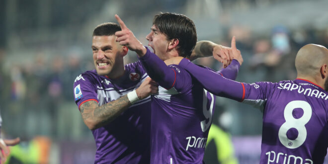 vlahovic fiorentina gol esultanza