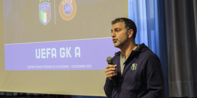 Paolo Orlandoni Uefa GK A